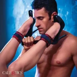 Control Cuffs – Menottes – Scandal -Pour couple boutique Control Cuffs Menottes Scandal 2