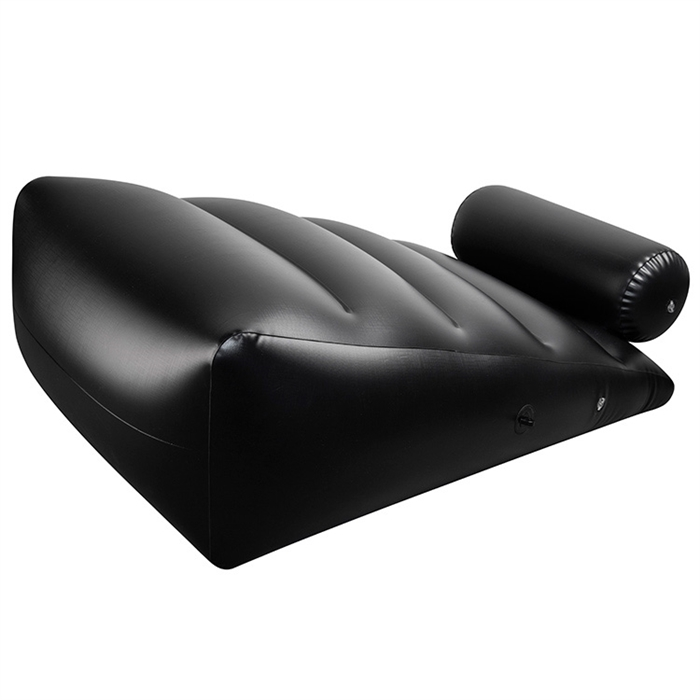 Inflatable Wedge Ramp/Cuffs Dark Magic – Coussin De Sexe Avec Menottes 2 Inflatable Wedge Ramp/Cuffs Dark Magic – Coussin De Sexe Avec Menottes – Image 2