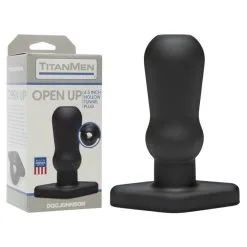Open Up – TitanMen – Plug Anale – Doc Jonhson